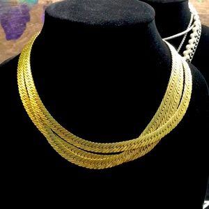 Three layer herring bone necklace